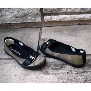 No Boundaries Canvas Athletic Slip On Ballet Flat, Womens Size 5 1/2